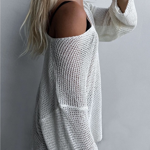 COPY - Oak and Fort CROCHET LONG SLEEVE TOP - Picture 5 of 6